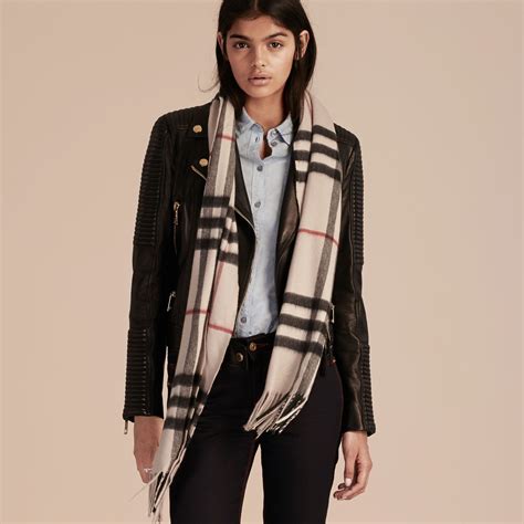 schmales klebeband burberry|burberry wraps for women.